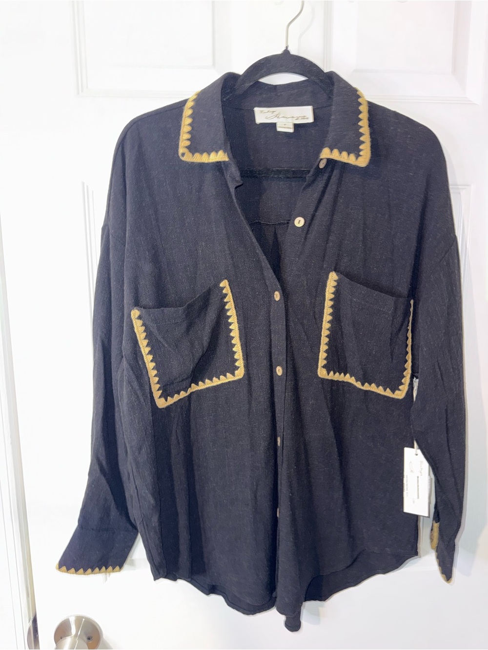 Vintage Havana Women's Button Down Shirt Black Tan Embroidery Size SmallNWT Boho